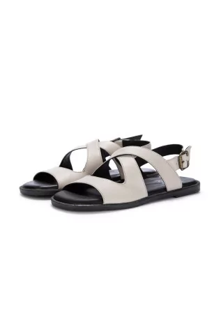womens sandals bueno crossed leather grey