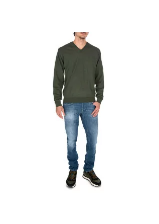 WOOL & CO | SWEATER V-NECK GREEN