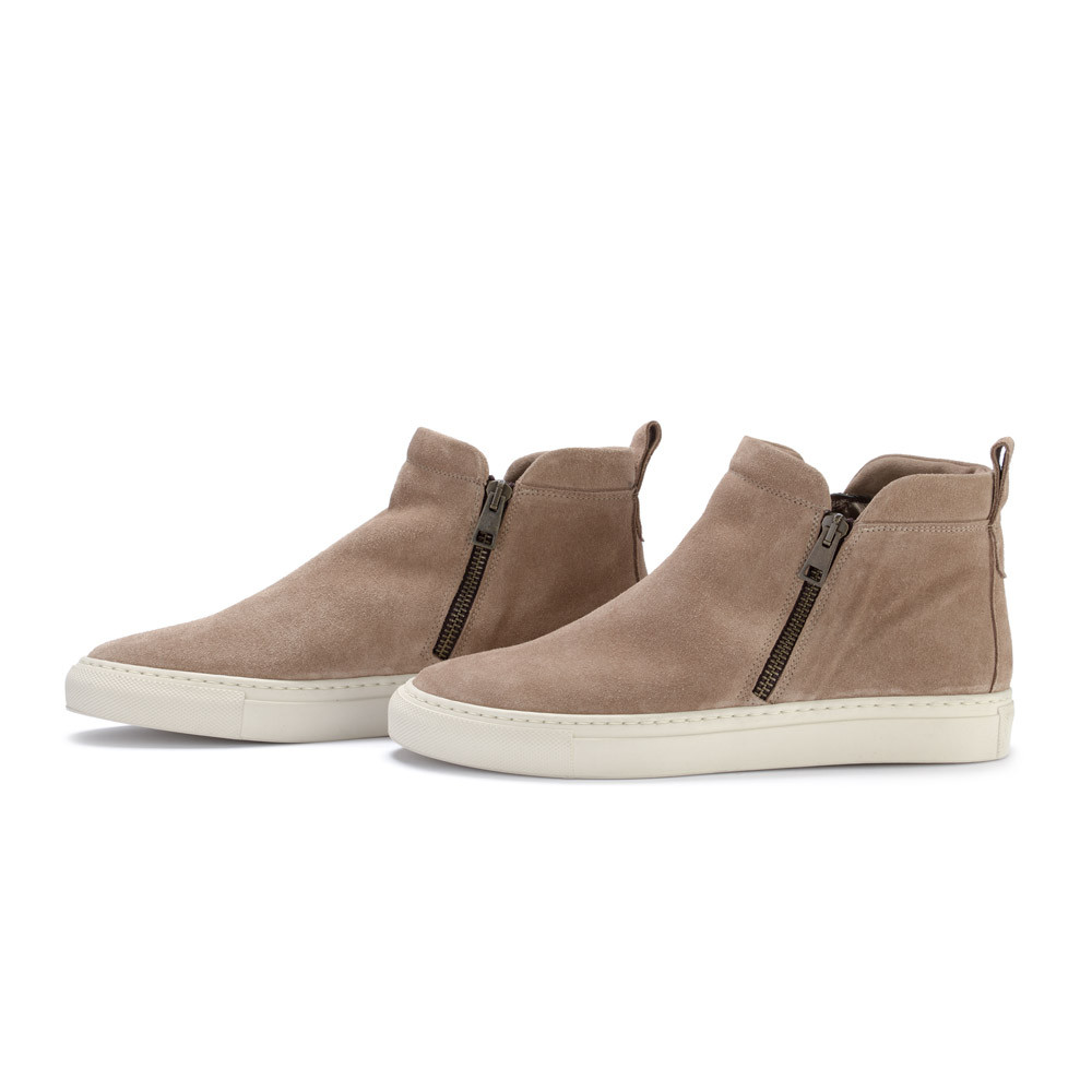 Ladies ankle boots with zip top