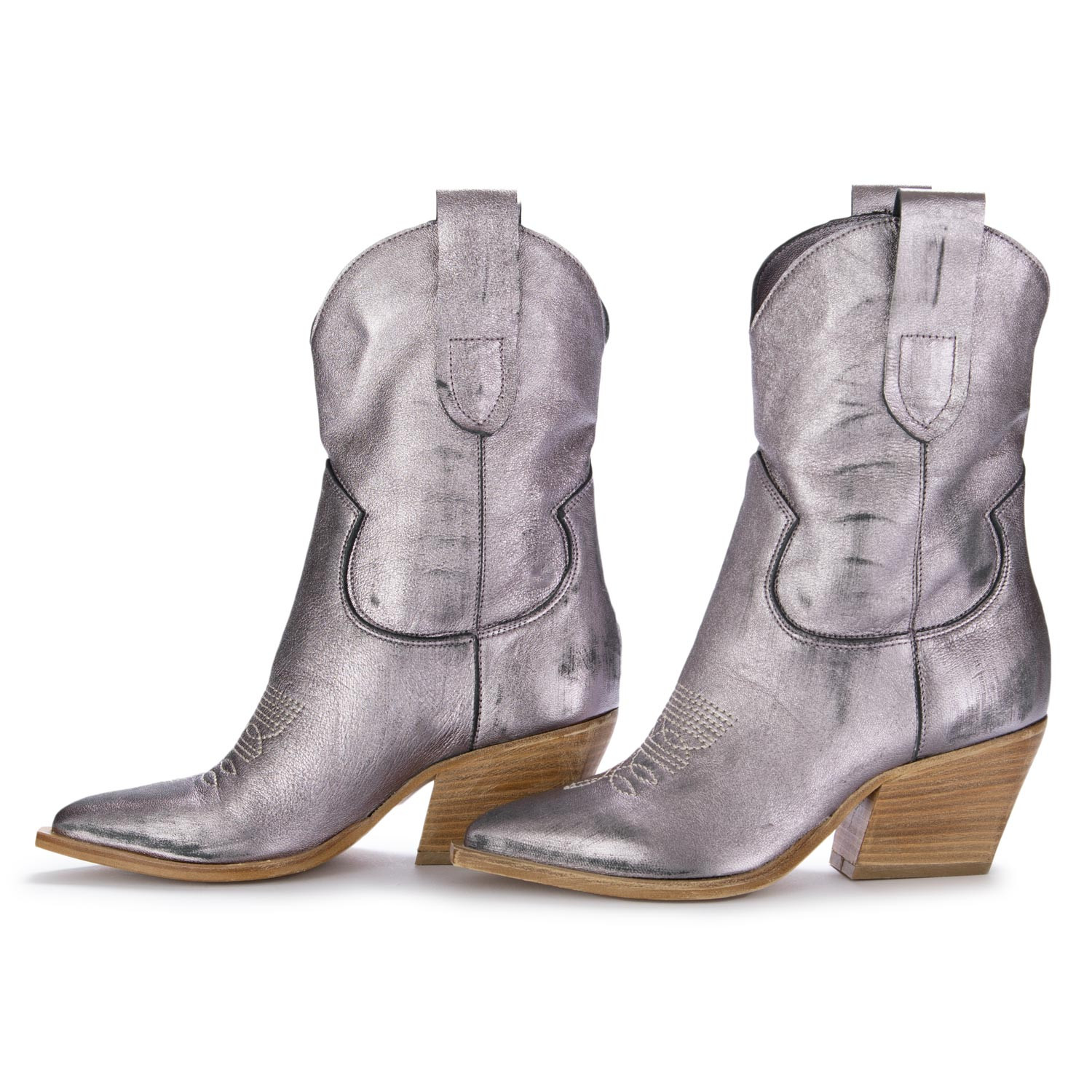 Haru flat cowboy boot best sale